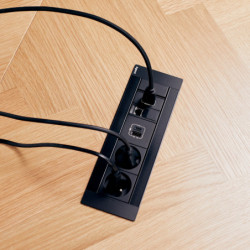 Zostava 1 x zásuvka + USB, Multilink kov + čierna | smartparts.sk